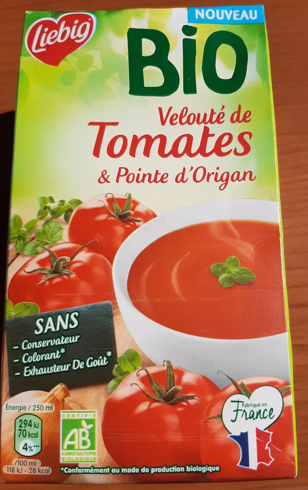 velouté de tomates et pointe d'origan
