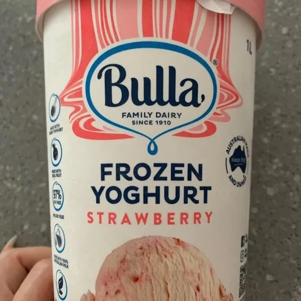 Frozen Yogurt Strawberry