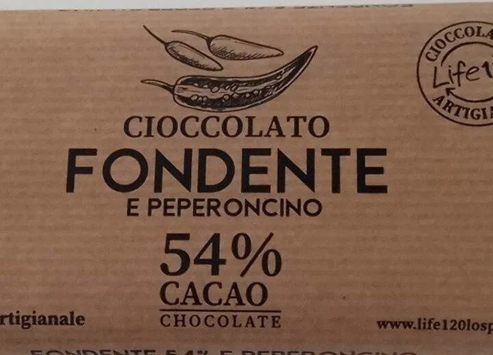 Cioccolato fondente e peperoncino