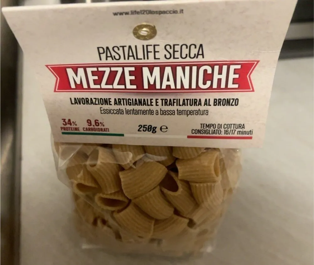 Mezze maniche