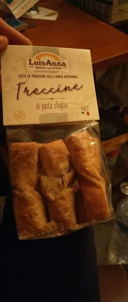 Treccine di pasta sfoglia