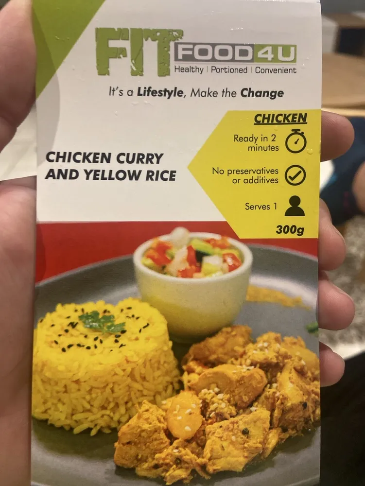 CHICKEN CURRY AND YELLOW RICE
