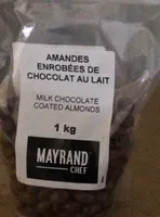 Amandes enrobées de chocolat au lait