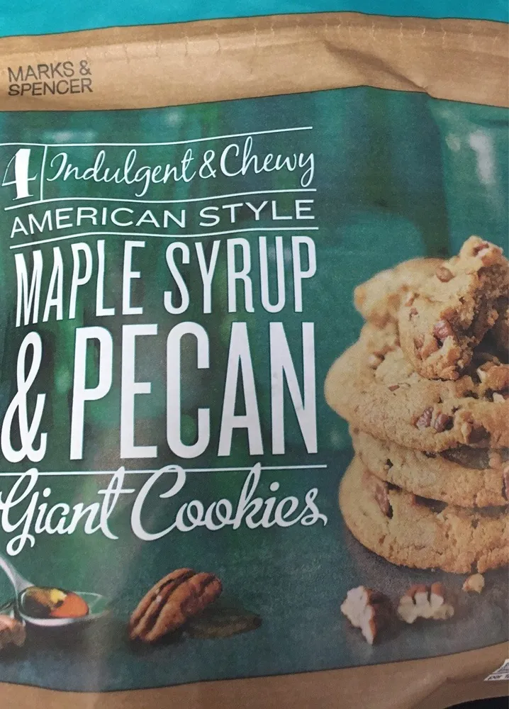 4 Indulgent & Chewy Maple Syrup & Pecan Giant Cookies