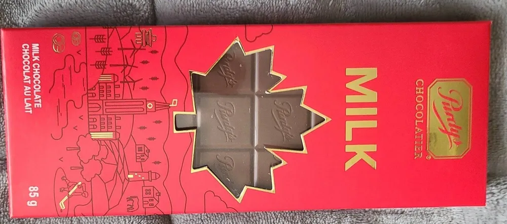 Milk chocolate bar
