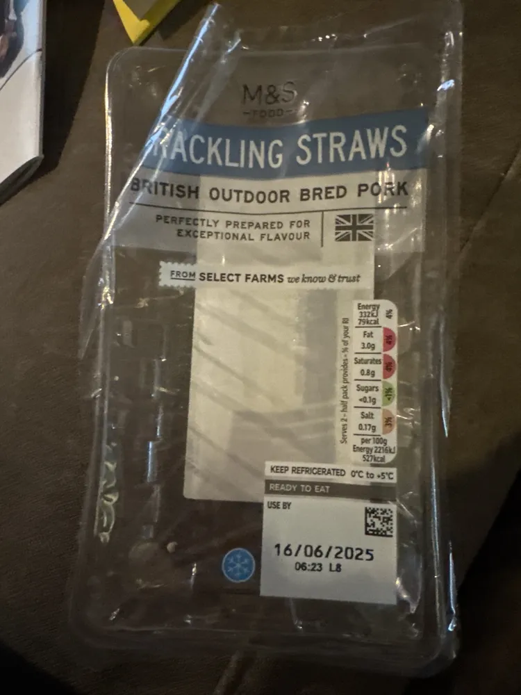 Pork crackling straws