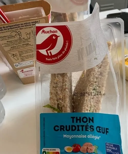Thon crudités  œuf