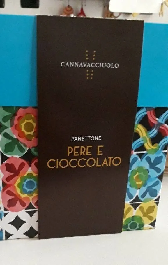 Panettone pere e cioccolato