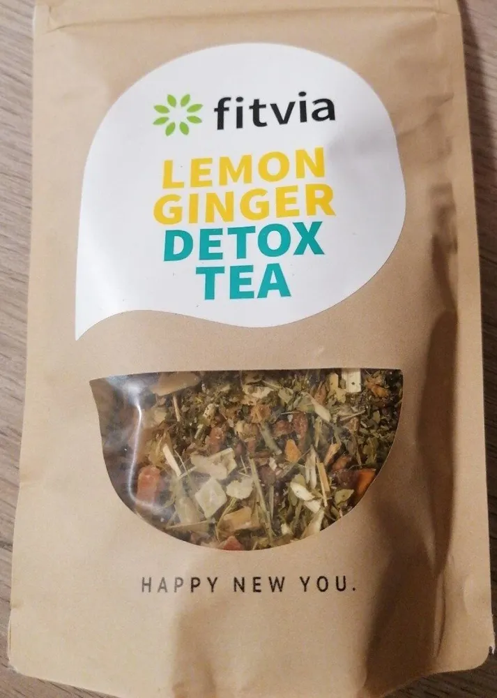 Lemon ginger detox tea