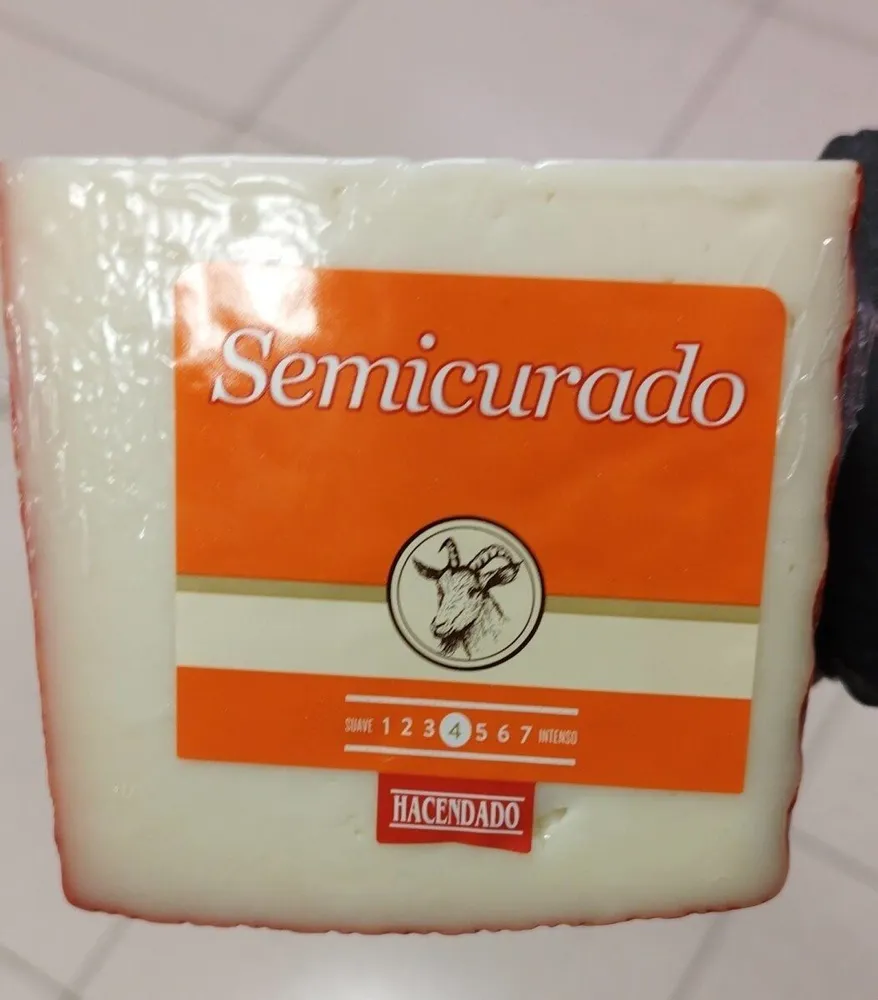 Queso semicurado de cabra