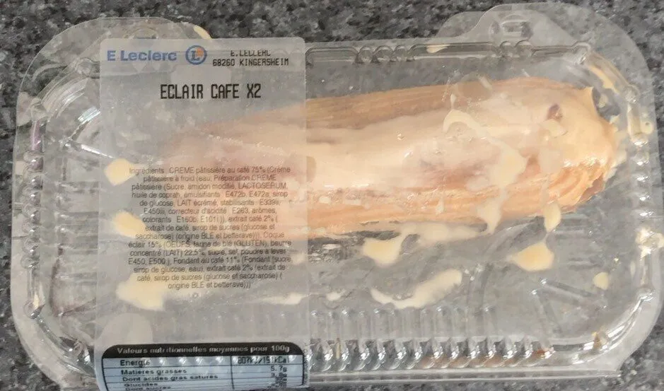 Eclair café