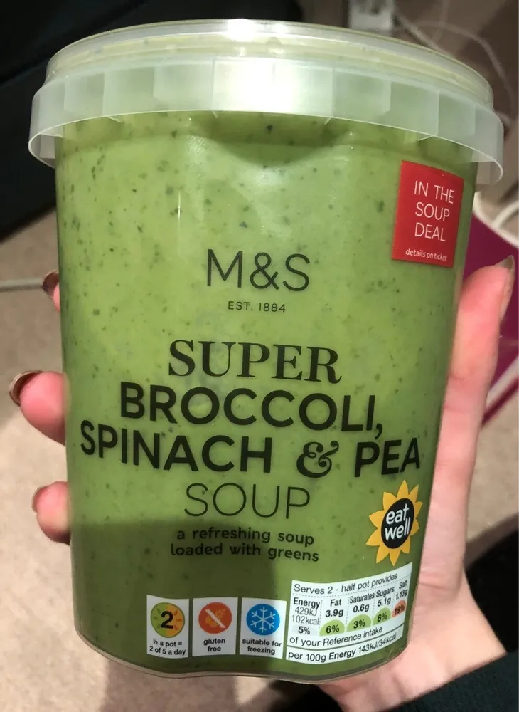 Super broccoli spinach & pea soup