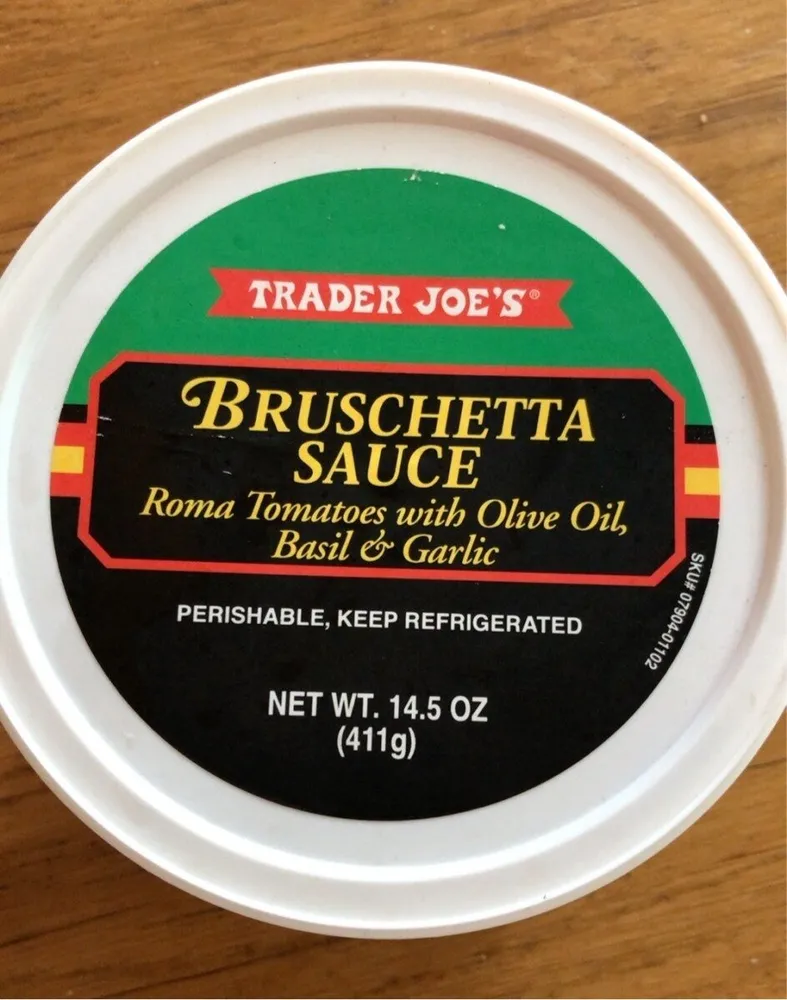 Bruschetta Sauce Roma Tomatoes with Olive Oil, Basil & Garlic
