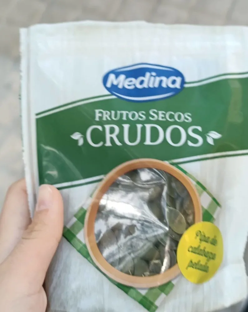 Frutos secos crudos