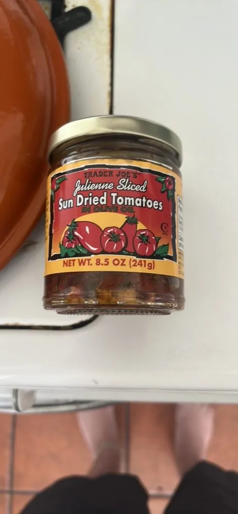 Julienne Sliced Sun Dried Tomatoes in Olive Oil