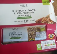 Sticky date & cinnamon grain bars