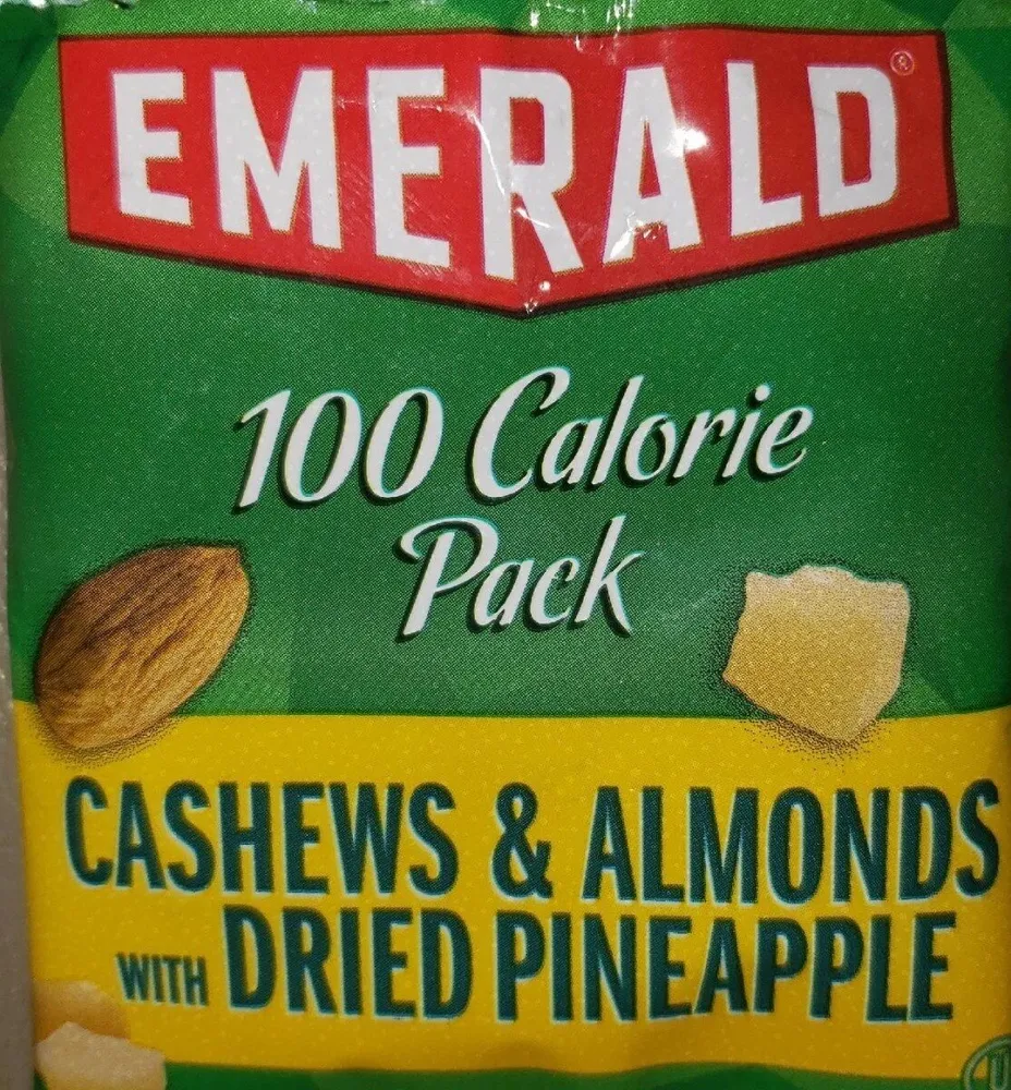 Snack Pack Cashews, Almonds & Dried Pineapple