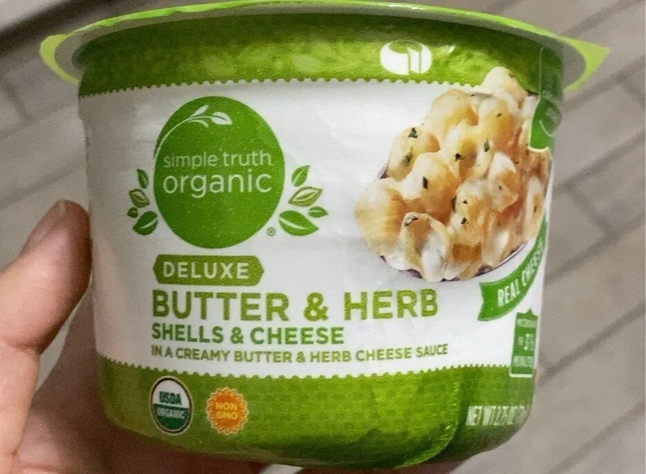 Deluxe butter and herb shells and cheese