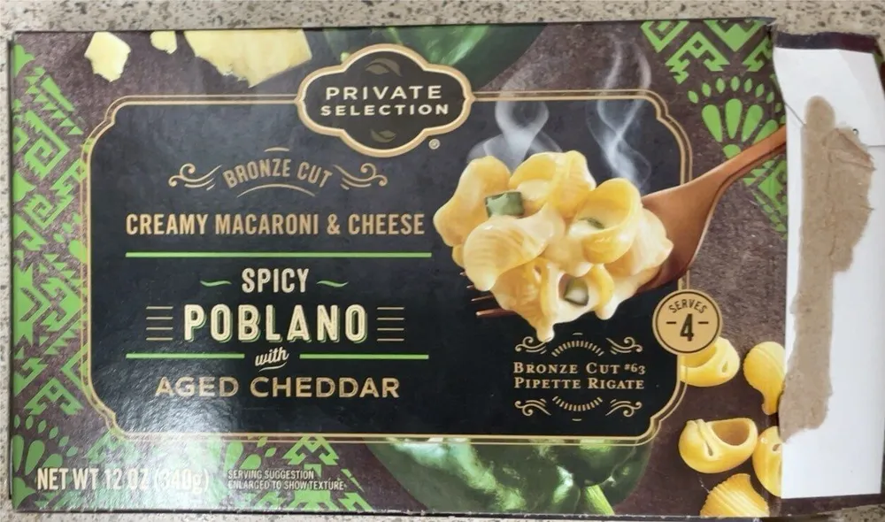 Creamy Macaroni & Cheese Spicy Poblano with Aged Cheddar