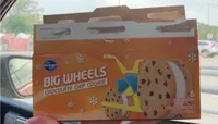 Vanilla Chocolate Chip Sandwiches