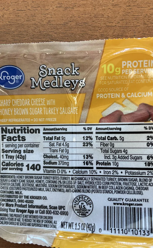 Sharp Cheddar Cheese with Honey Brown Sugar Turkey Sausage
