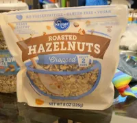 Roasted chopped hazelnuts