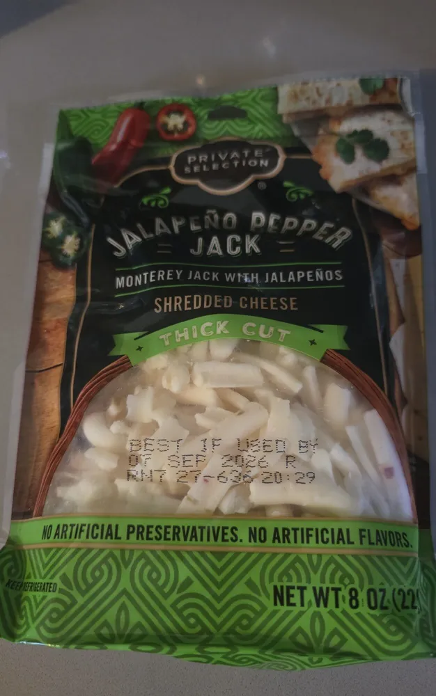 Jalapeño Pepper Jack Shredded Cheese