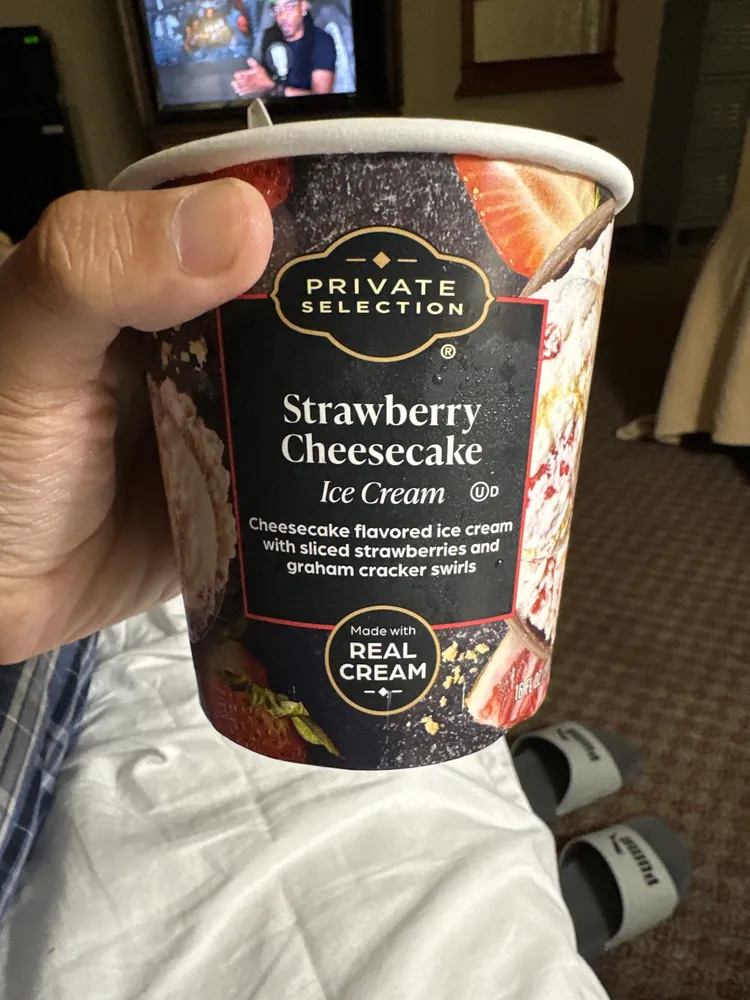New York style Cheesecake Ice Cream
