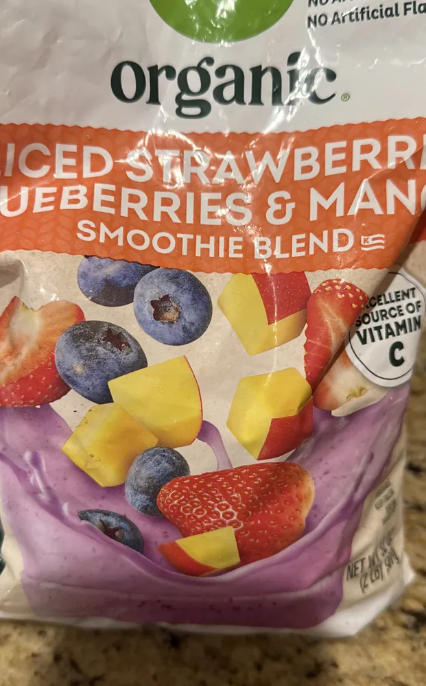 Sliced Strawberry Blueberry And Mango