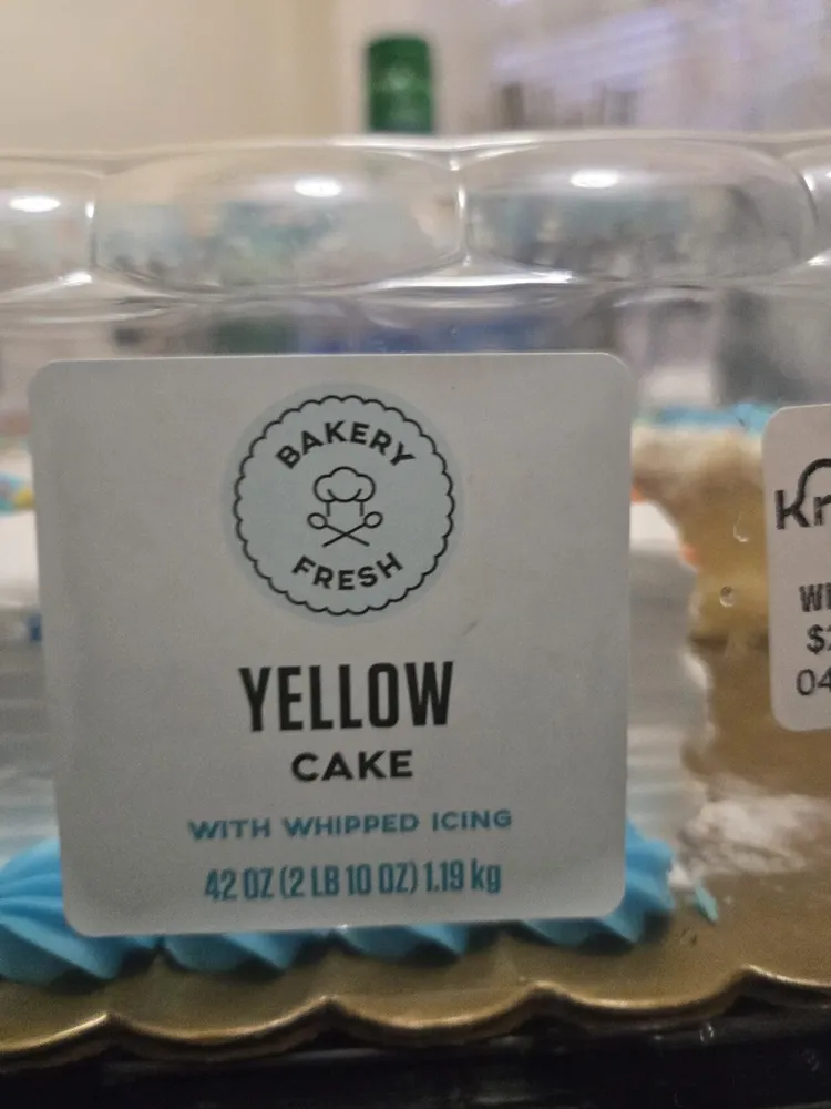 Yellow Cake With Wipped Icing