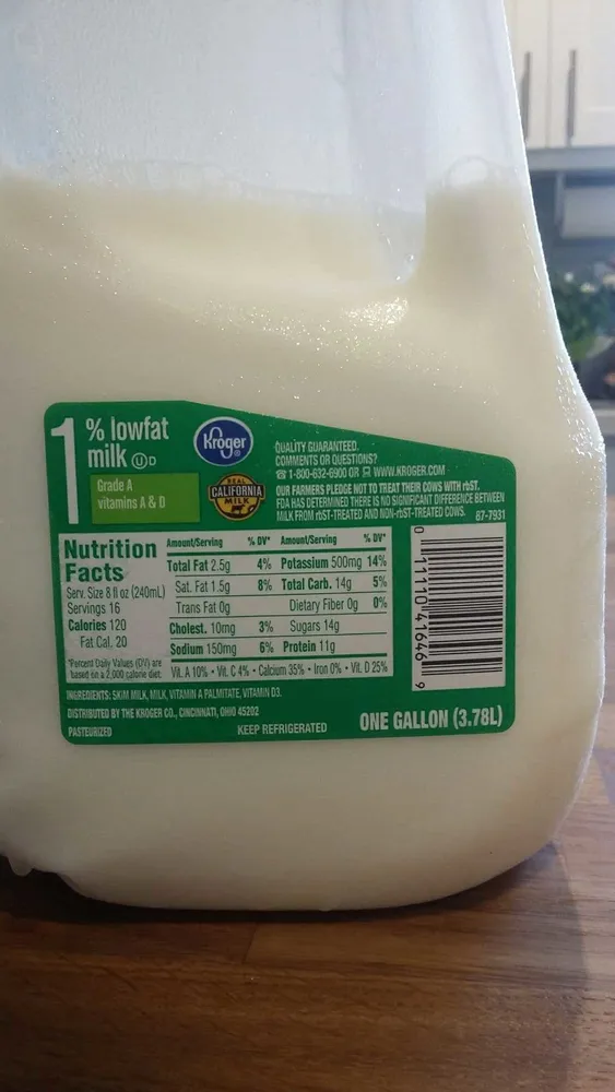lowfat MILK