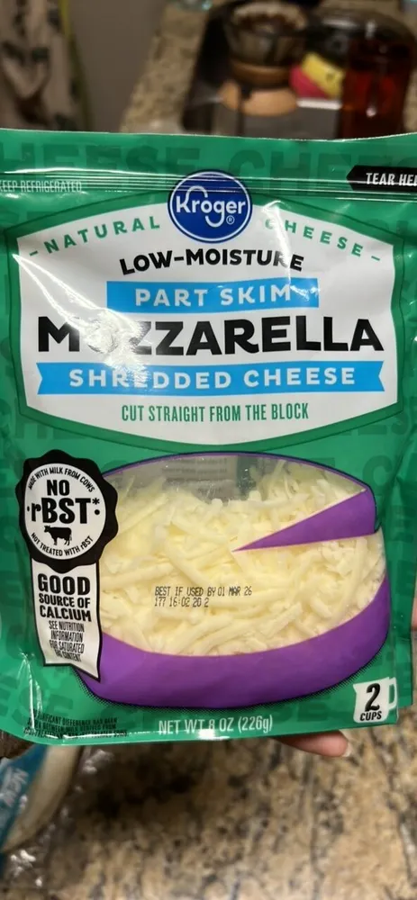 MOZZARELLA SHREDDED CHEESE