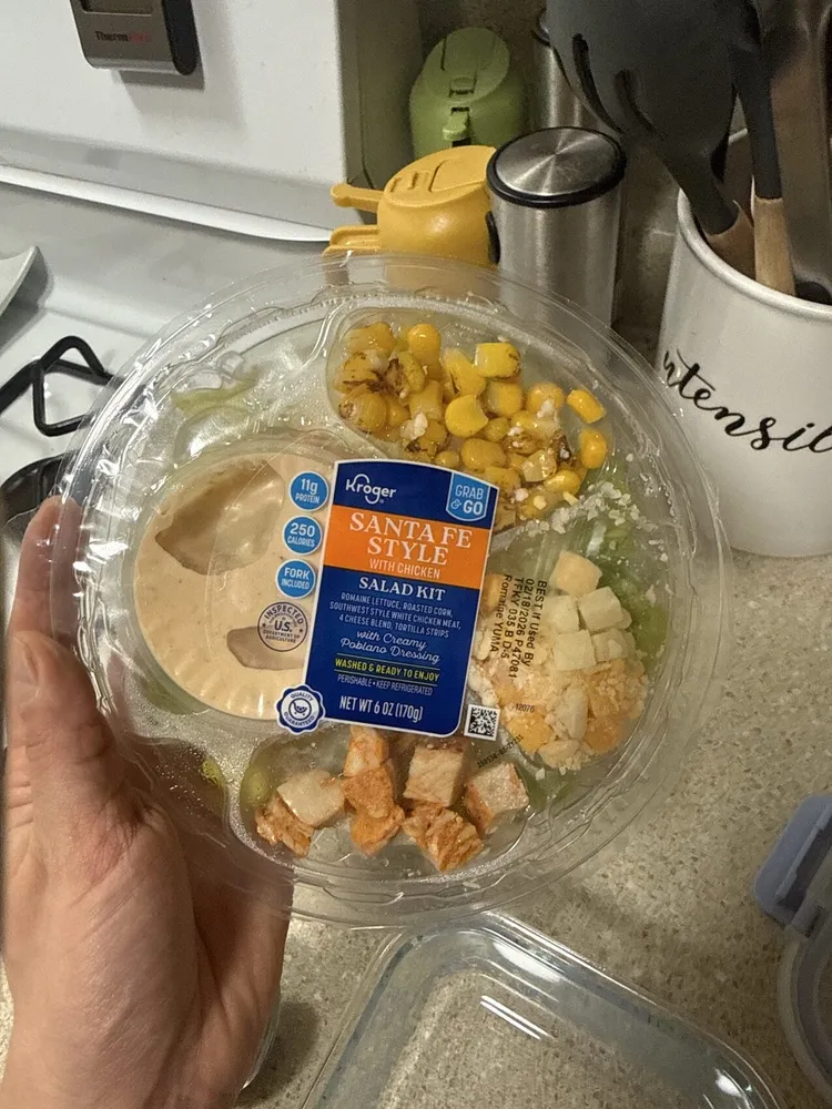 Santa Fe Style With Chicken Salad Kit
