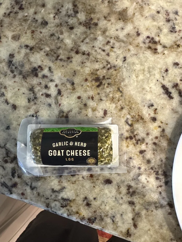 GARLIC & HERB GOAT CHEESE LOG