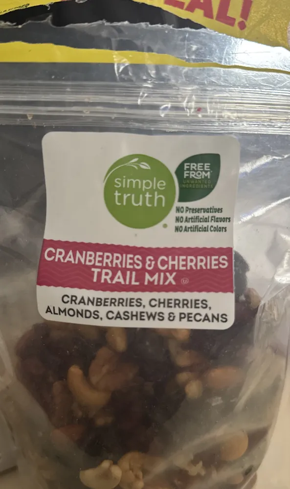 CRANBERRIES & CHERRIES TRAIL MIX