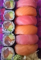 Fresh Salmon Nigiri Combo