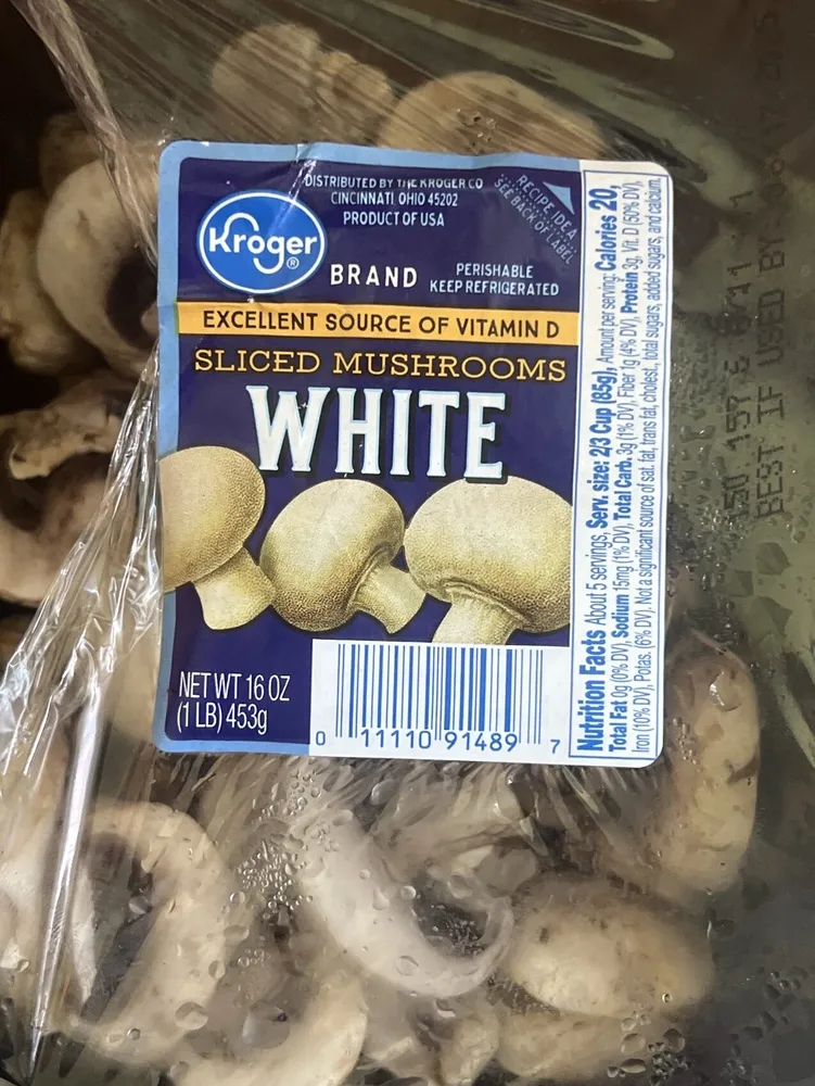 White sliced mushrooms
