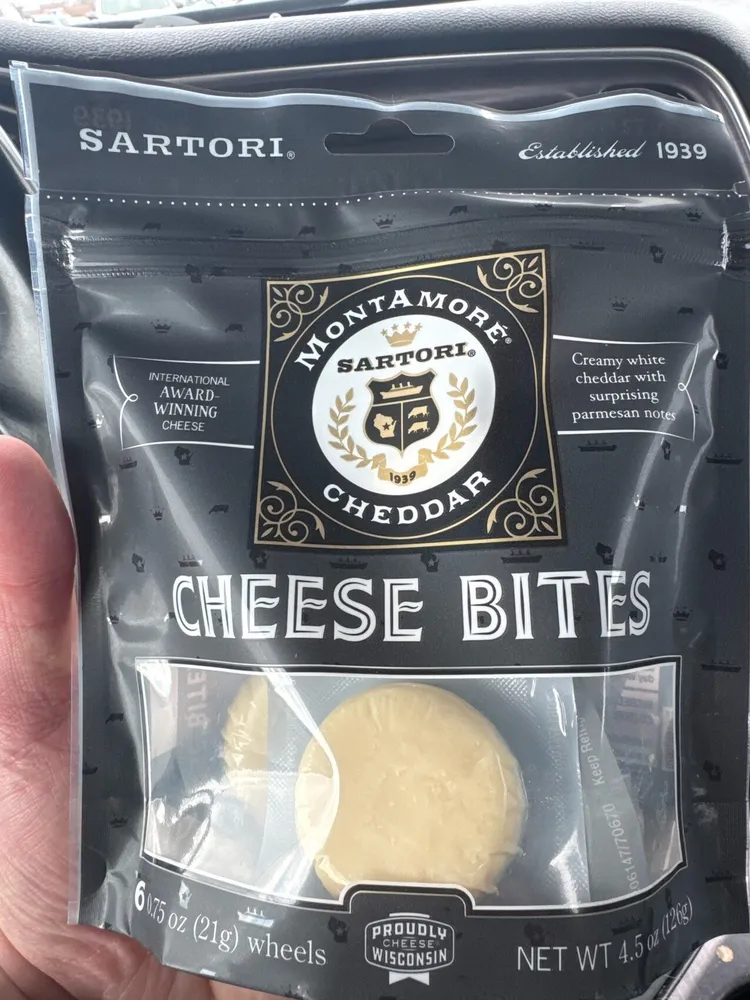 Montamore Cheddar Cheese Bites