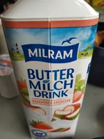 Buttermilch Drink Rhabarber-Erdbeer