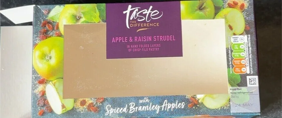 Apple & raisin strudel
