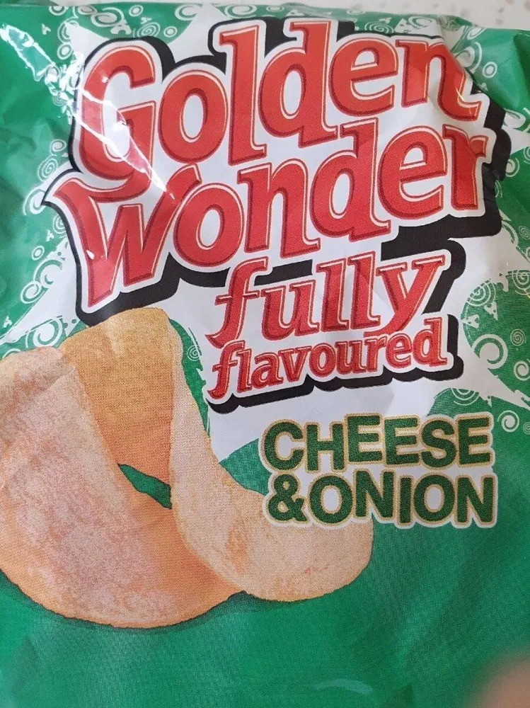 Golden Wonder fully flavoured cheese and onion