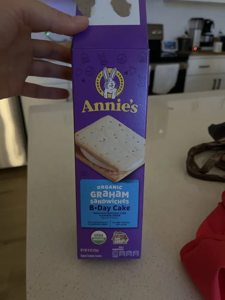 Birthday cake graham sandwiches