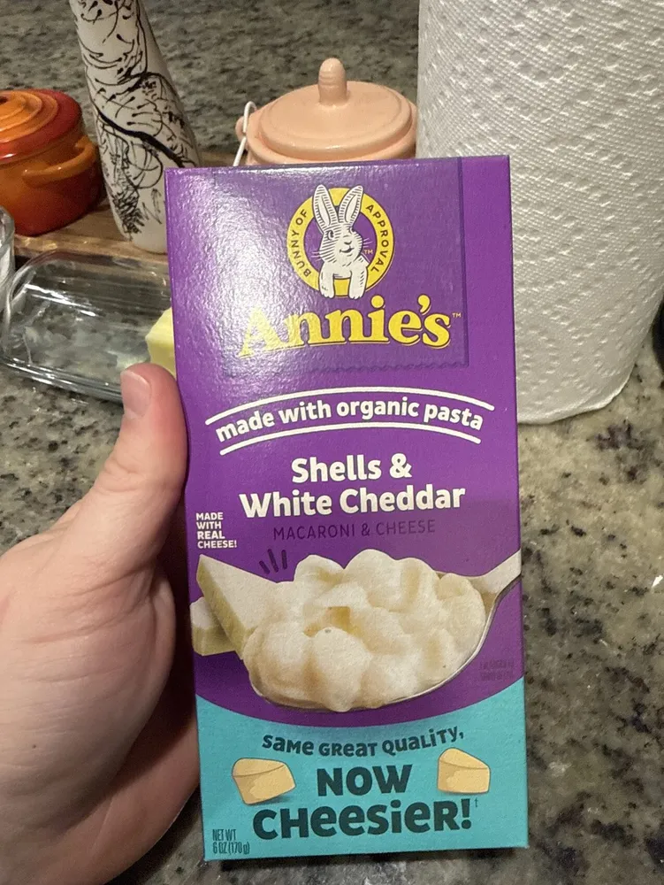 Shells and white cheddar macaroni and cheese