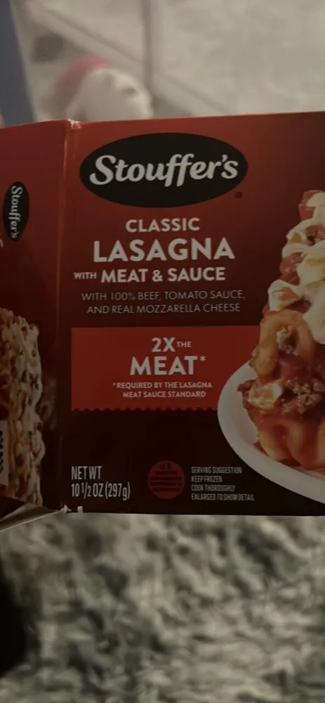 Classic Lasagna with Meat & Sauce