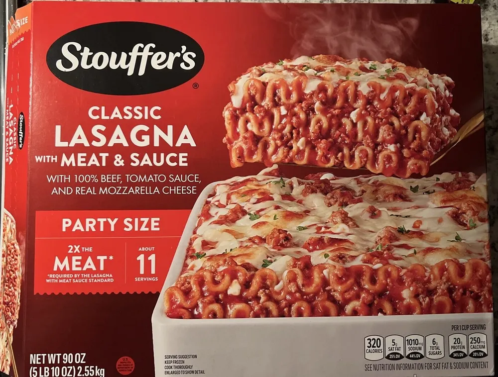 Classic Lasagna with Meat & Sauce