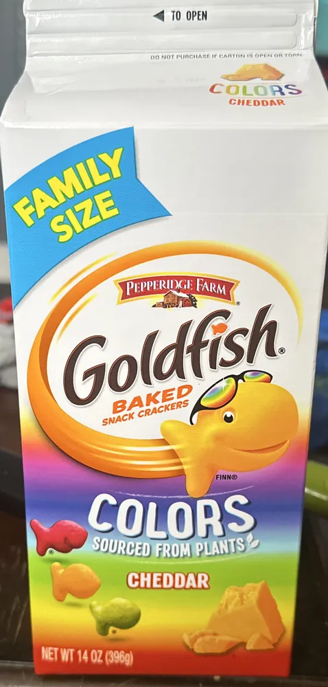 Goldfish Baked Snack Crackers, Colors Cheddar
