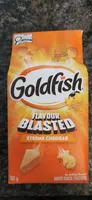 FLAVOUR BLASTED XTREME CHEDDAR BAKED SNACK CRACKERS