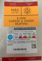6 Mini cheese & onion muffins