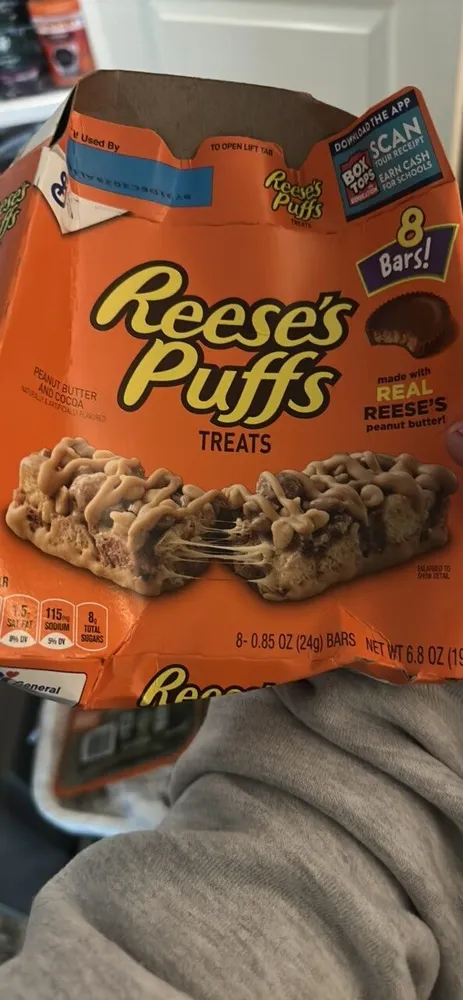 Reese's Puffs Treats