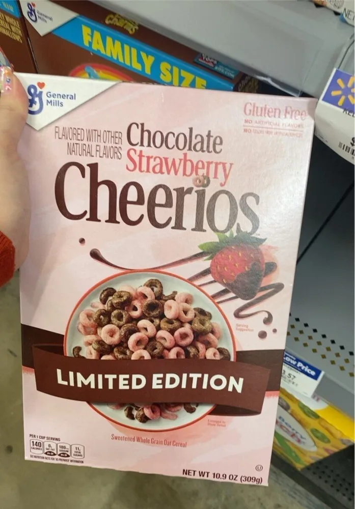 Chocolate Strawberry Cheerios